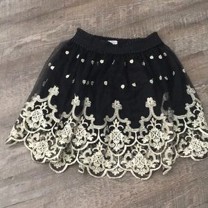 Tull Black Skirt